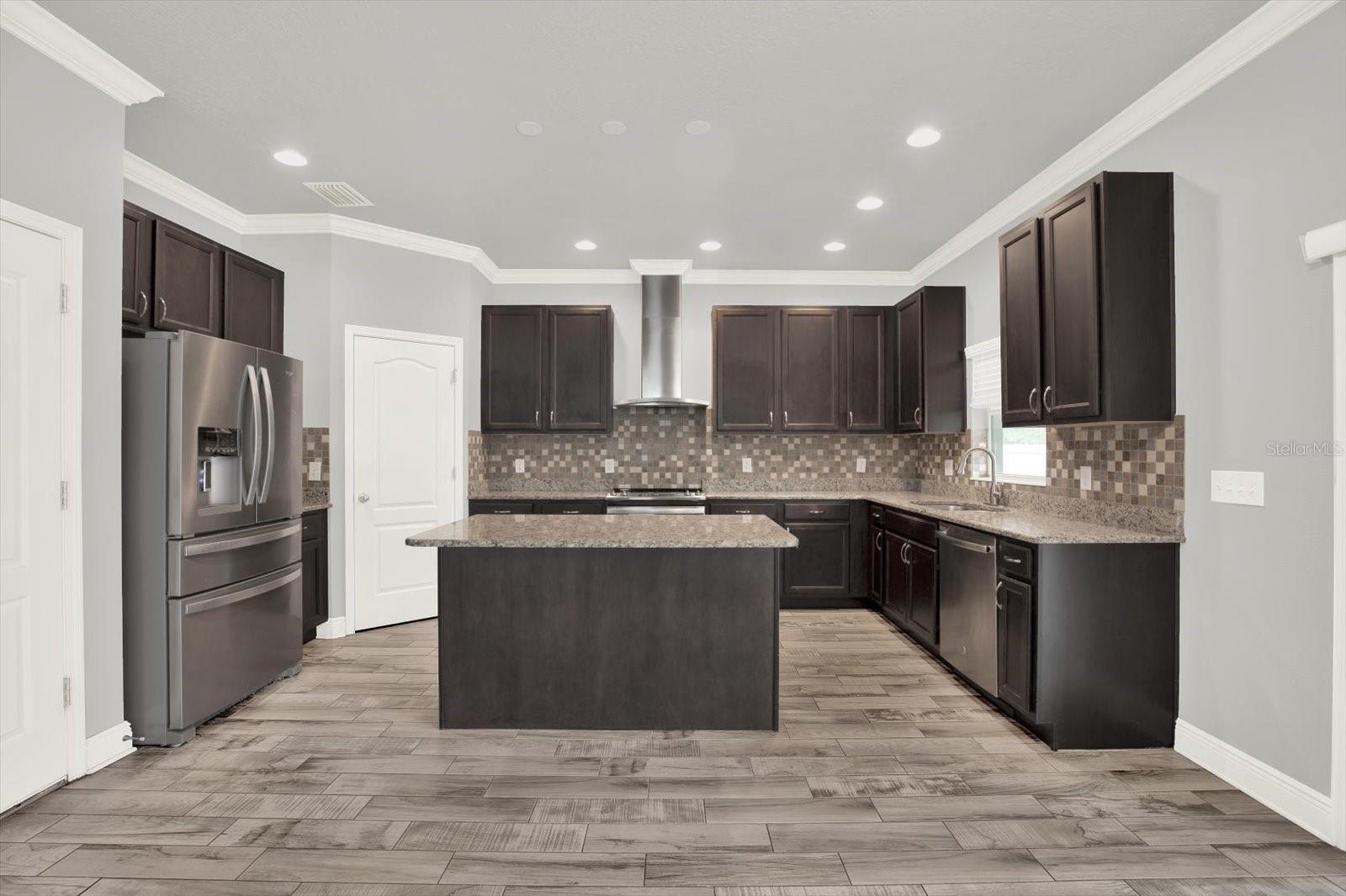 ENCLAVE AT LAKE SEMINOLE - Residential