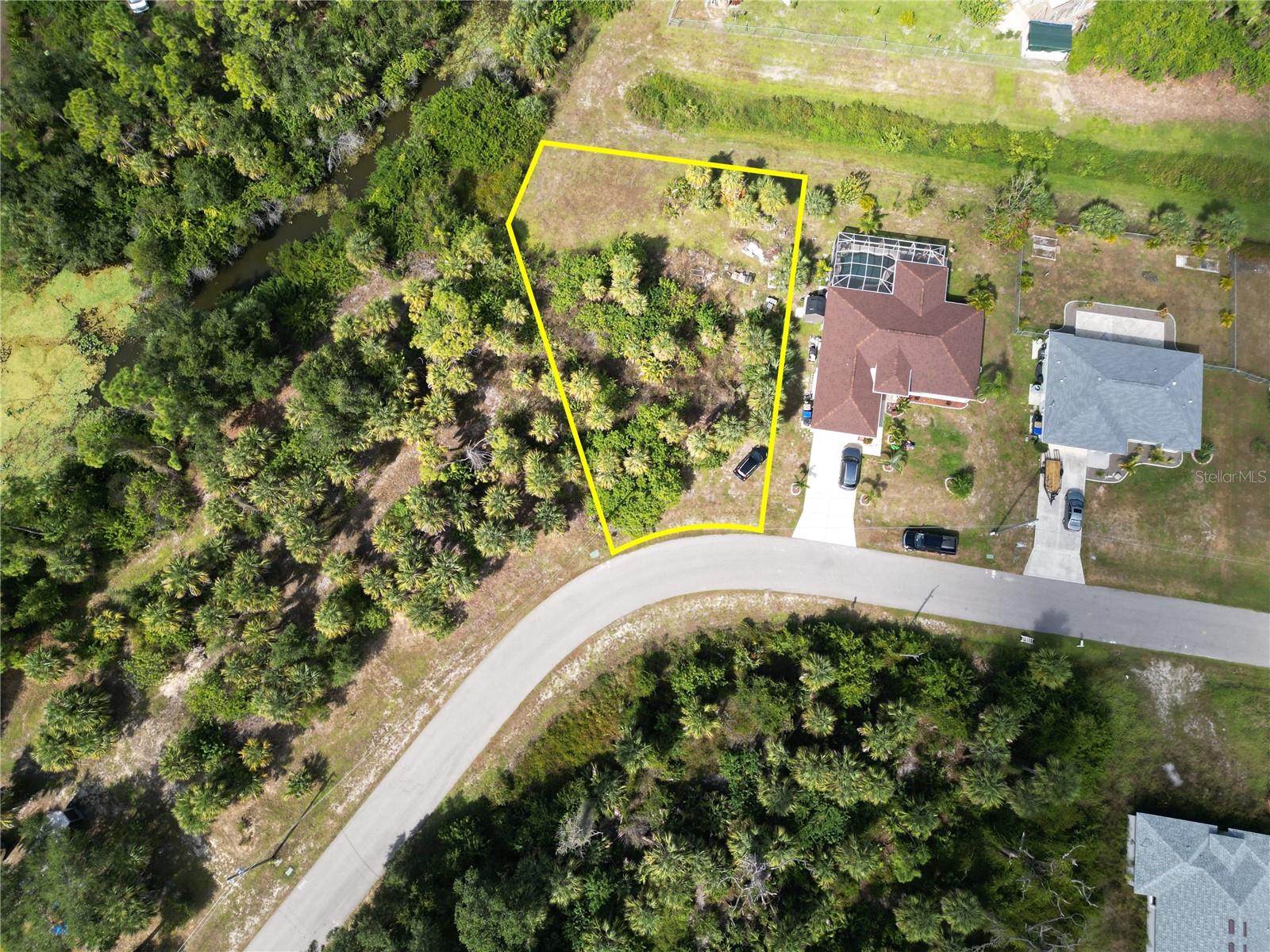 PORT CHARLOTTE SUB 08 - Land