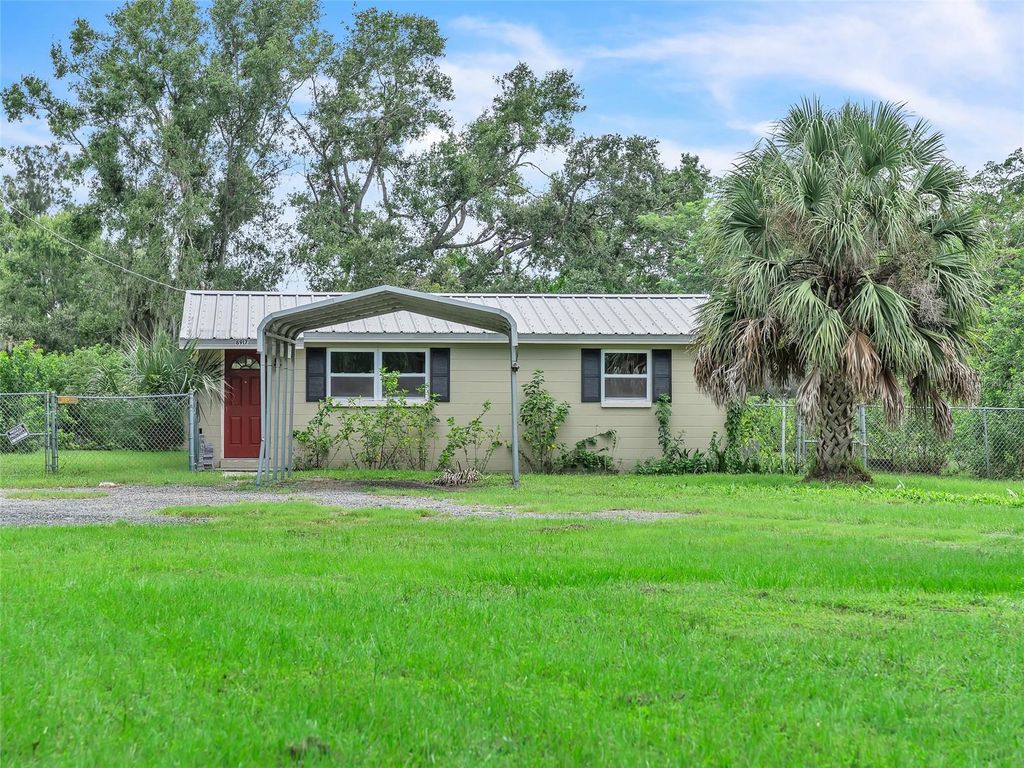 Photo of 8917 Honeywell Road, Gibsonton, FL 33534 (MLS # TB8427414)