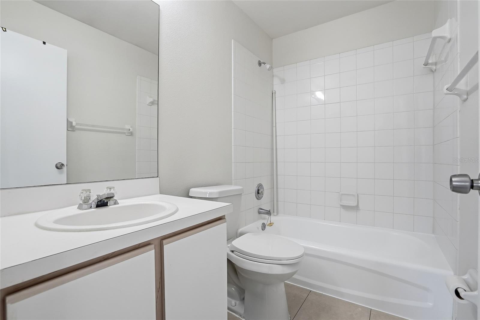 PROVIDENCE TWNHMS PH 3 - Residential Lease