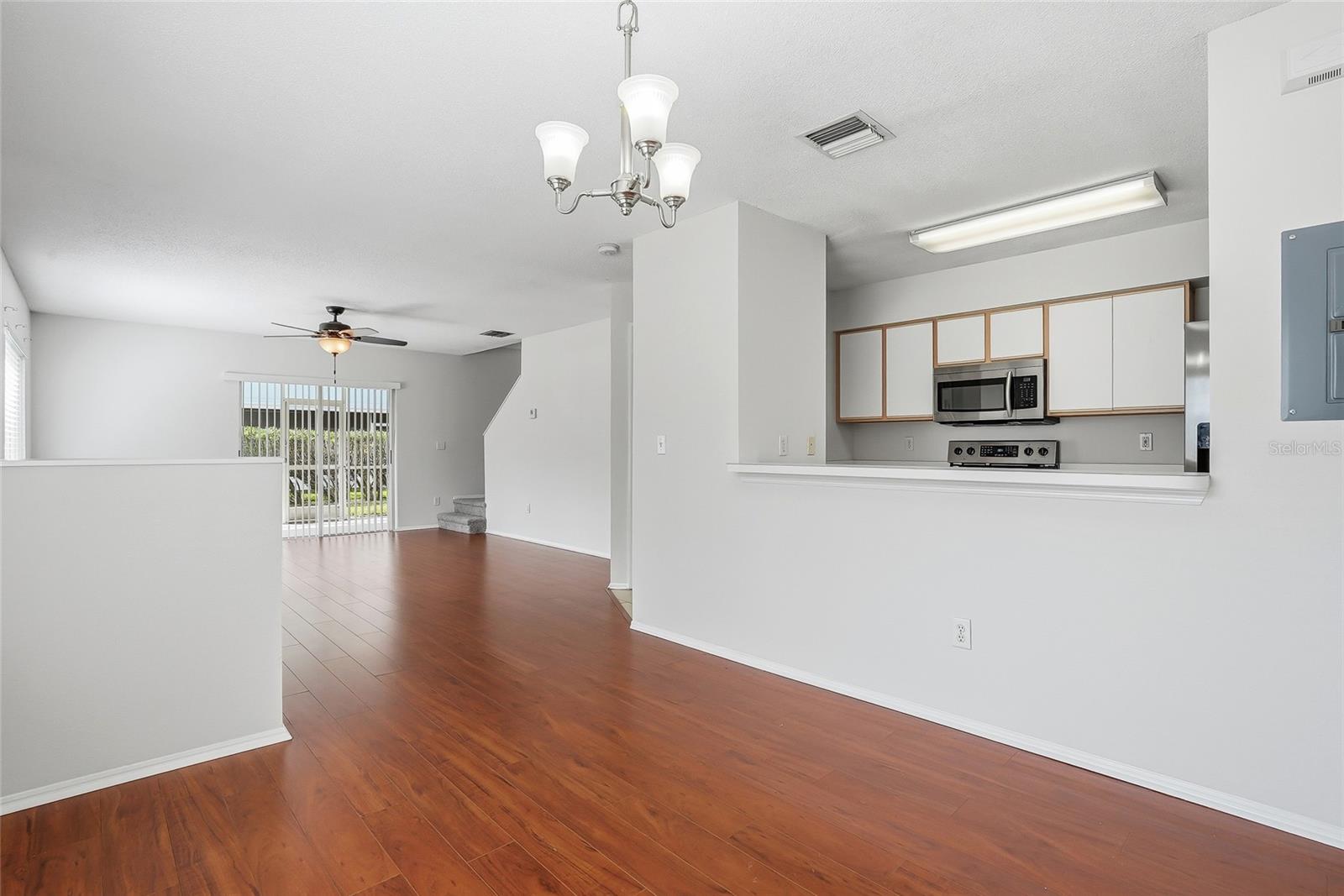 PROVIDENCE TWNHMS PH 3 - Residential Lease