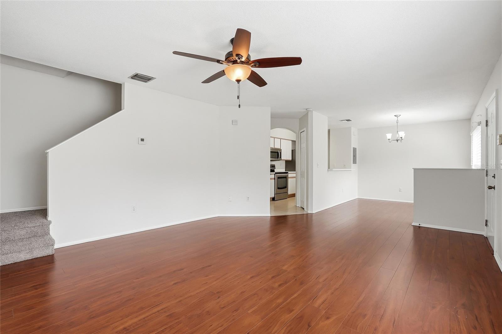 PROVIDENCE TWNHMS PH 3 - Residential Lease