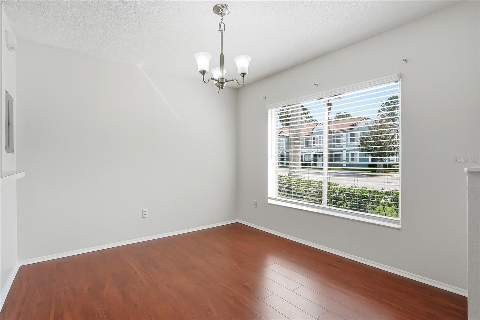 PROVIDENCE TWNHMS PH 3 - Residential Lease