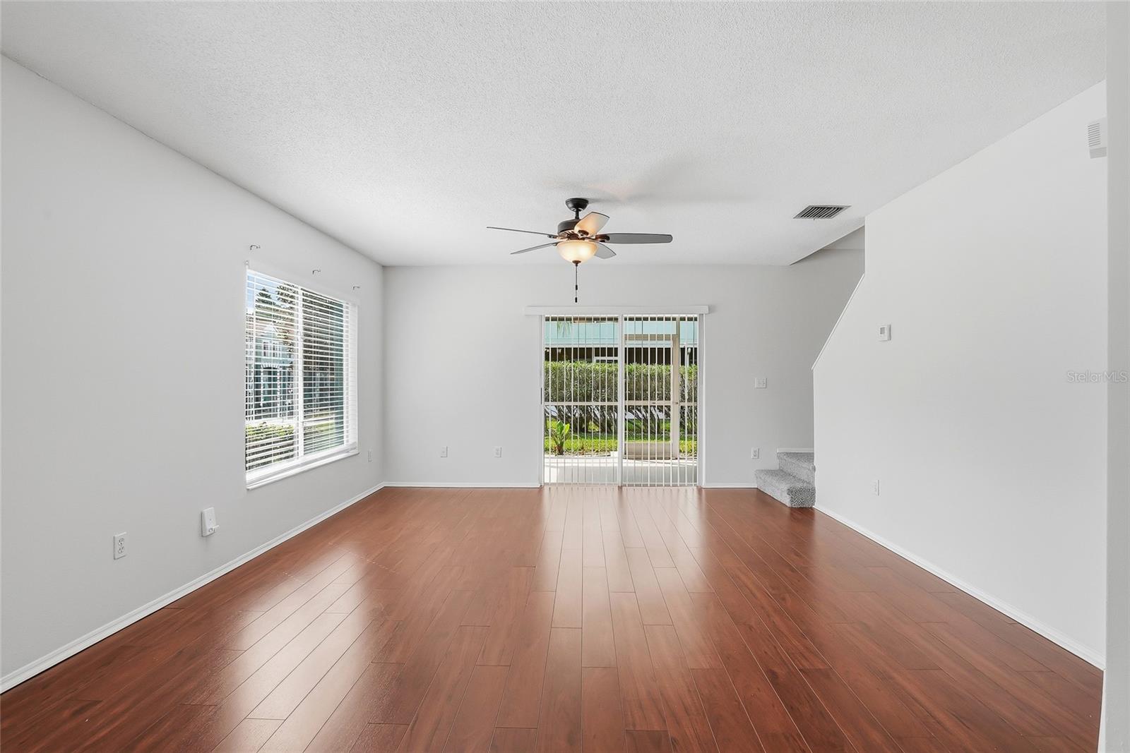 PROVIDENCE TWNHMS PH 3 - Residential Lease