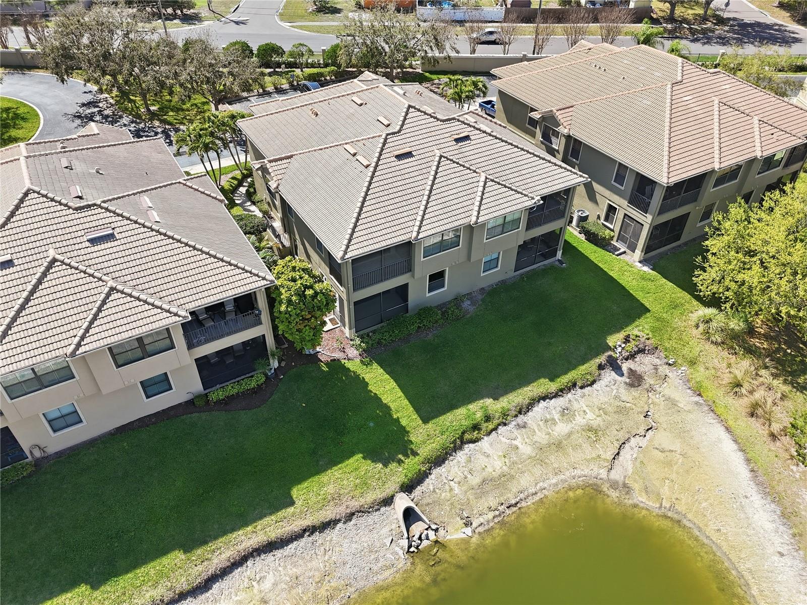 HIDDEN BAYOU TWNHMS - Residential