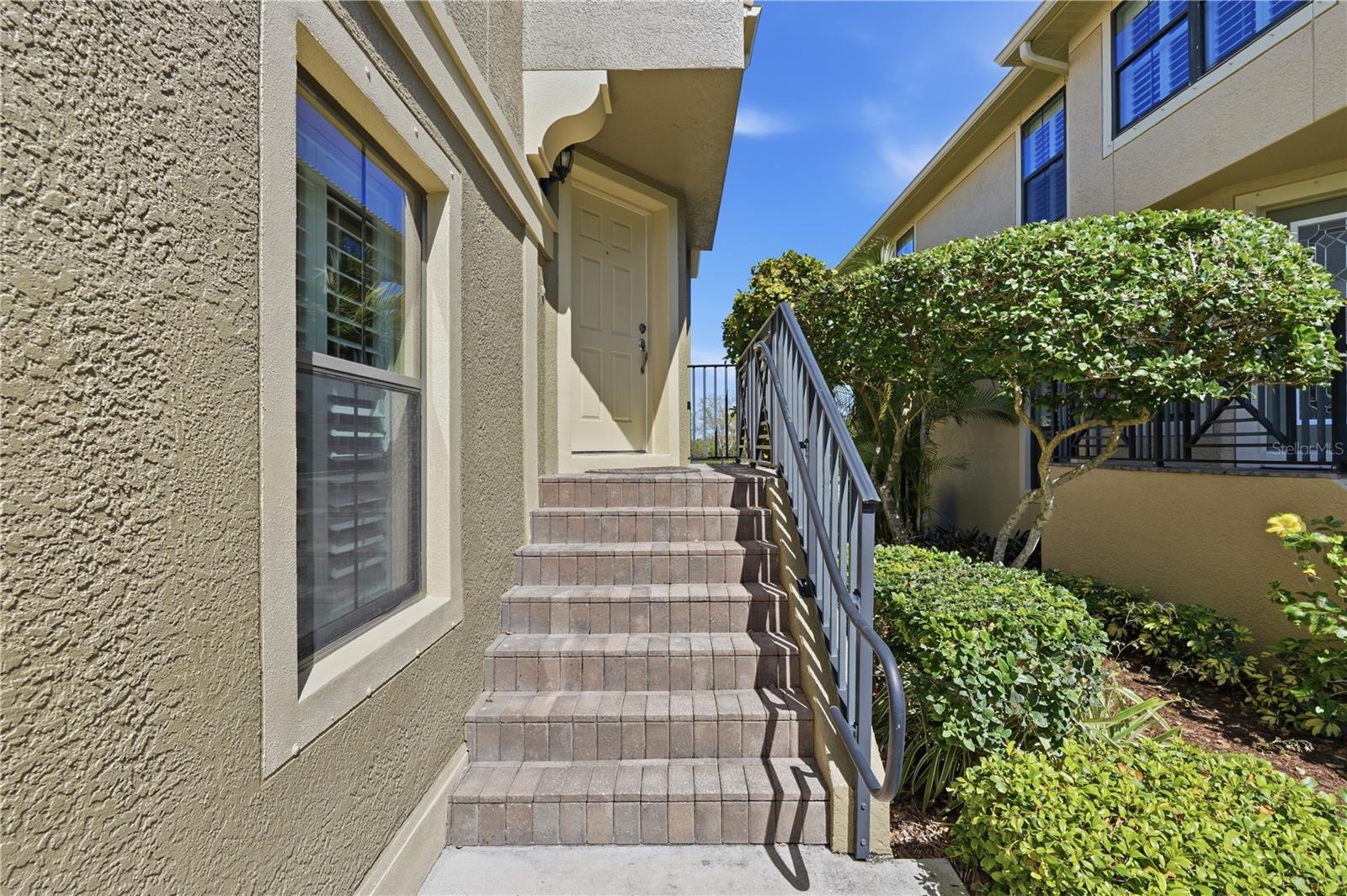 HIDDEN BAYOU TWNHMS - Residential