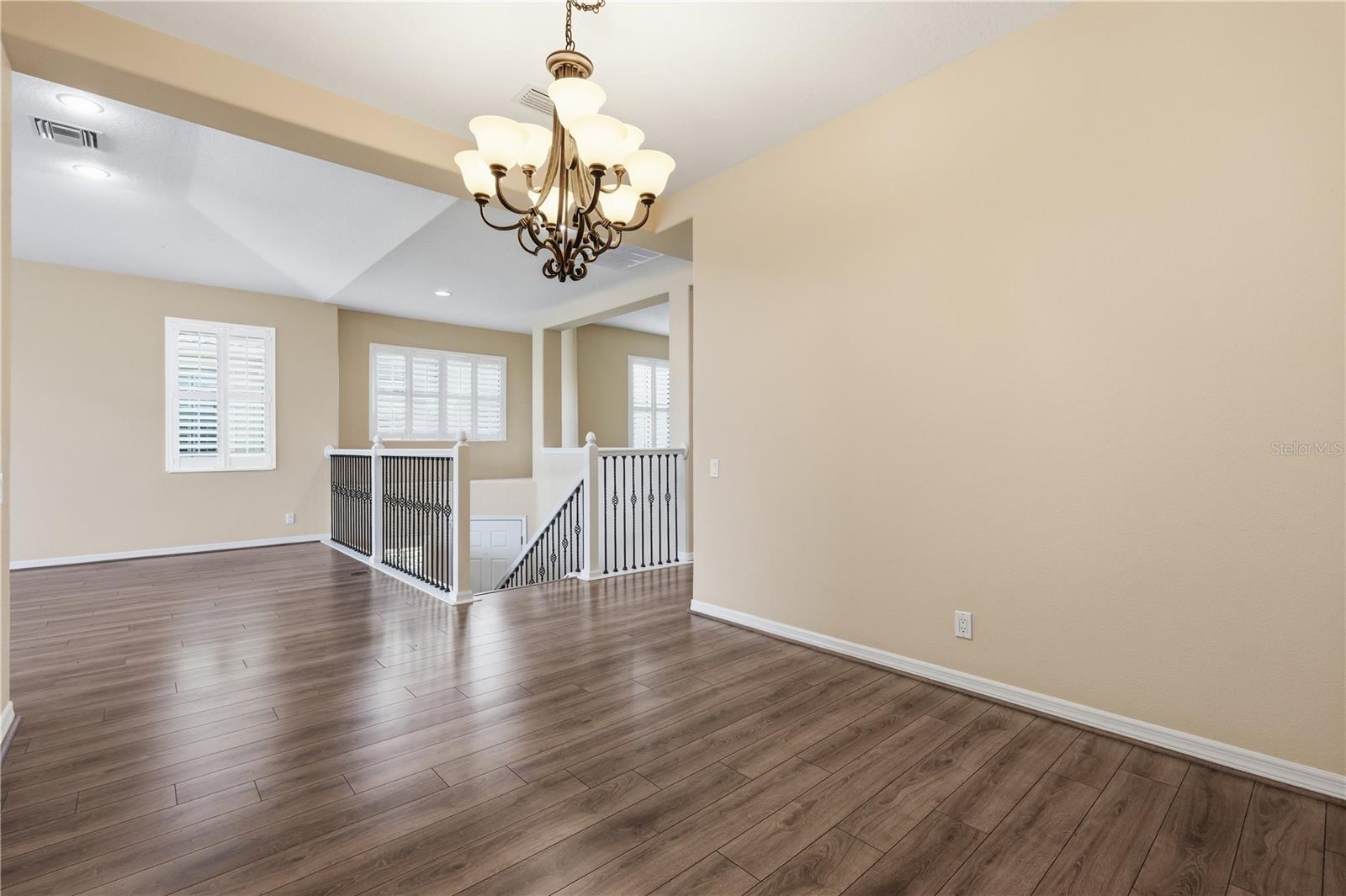 HIDDEN BAYOU TWNHMS - Residential