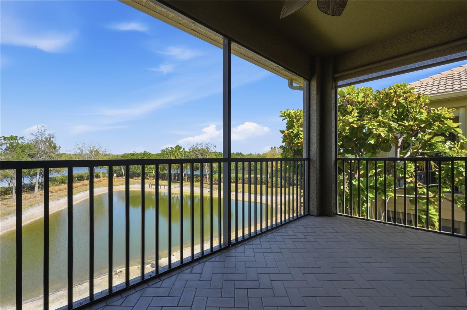 HIDDEN BAYOU TWNHMS - Residential