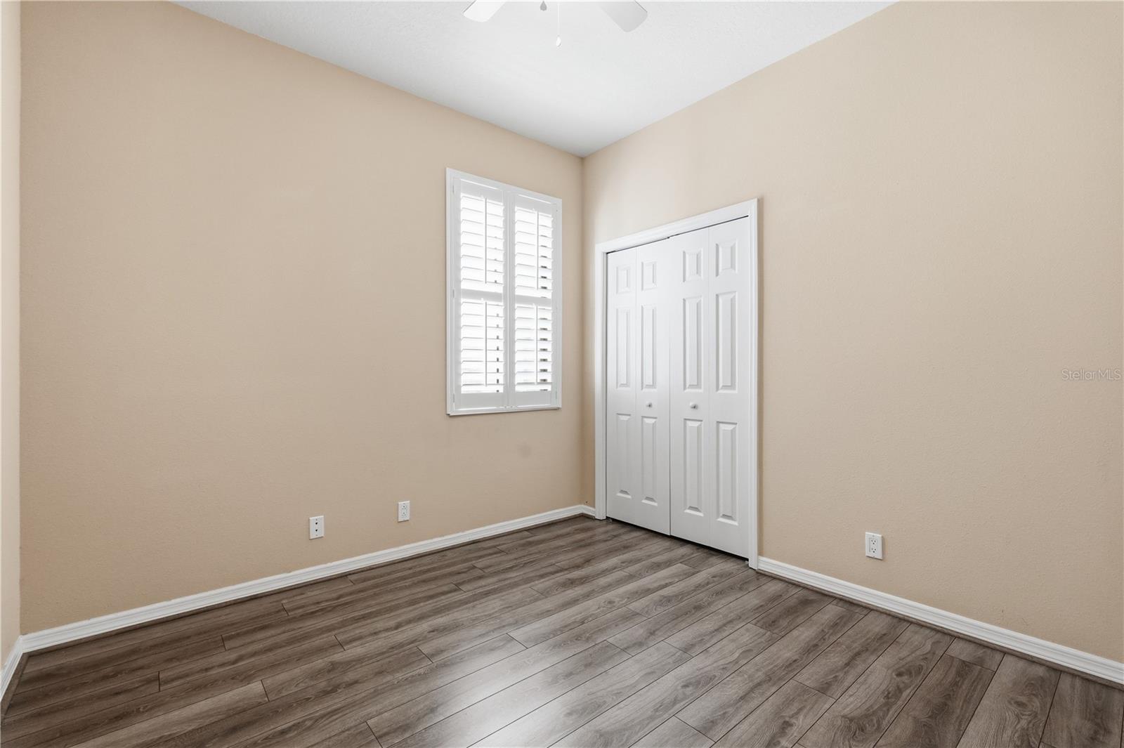 HIDDEN BAYOU TWNHMS - Residential