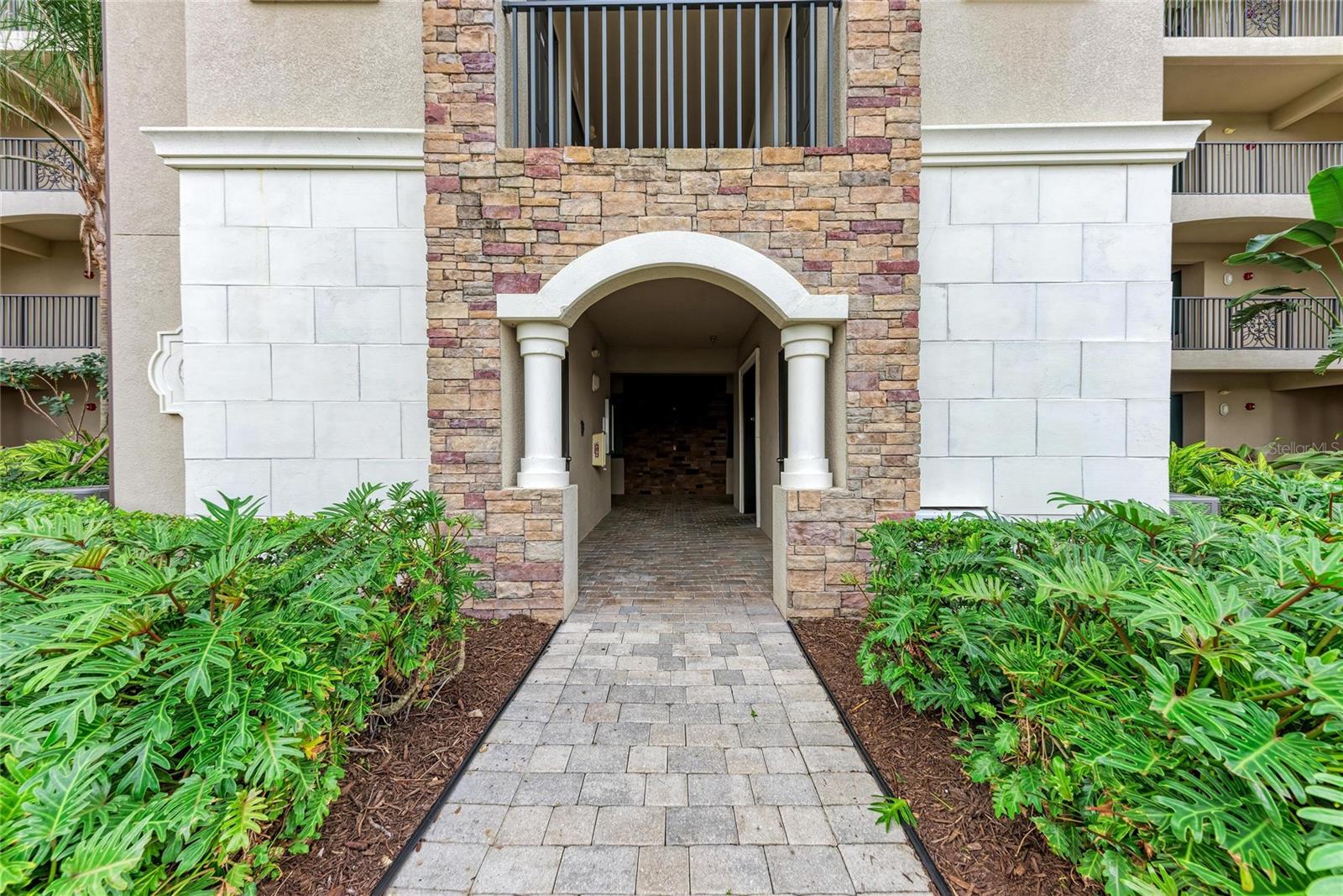 LAKEWOOD NATIONAL - Residential