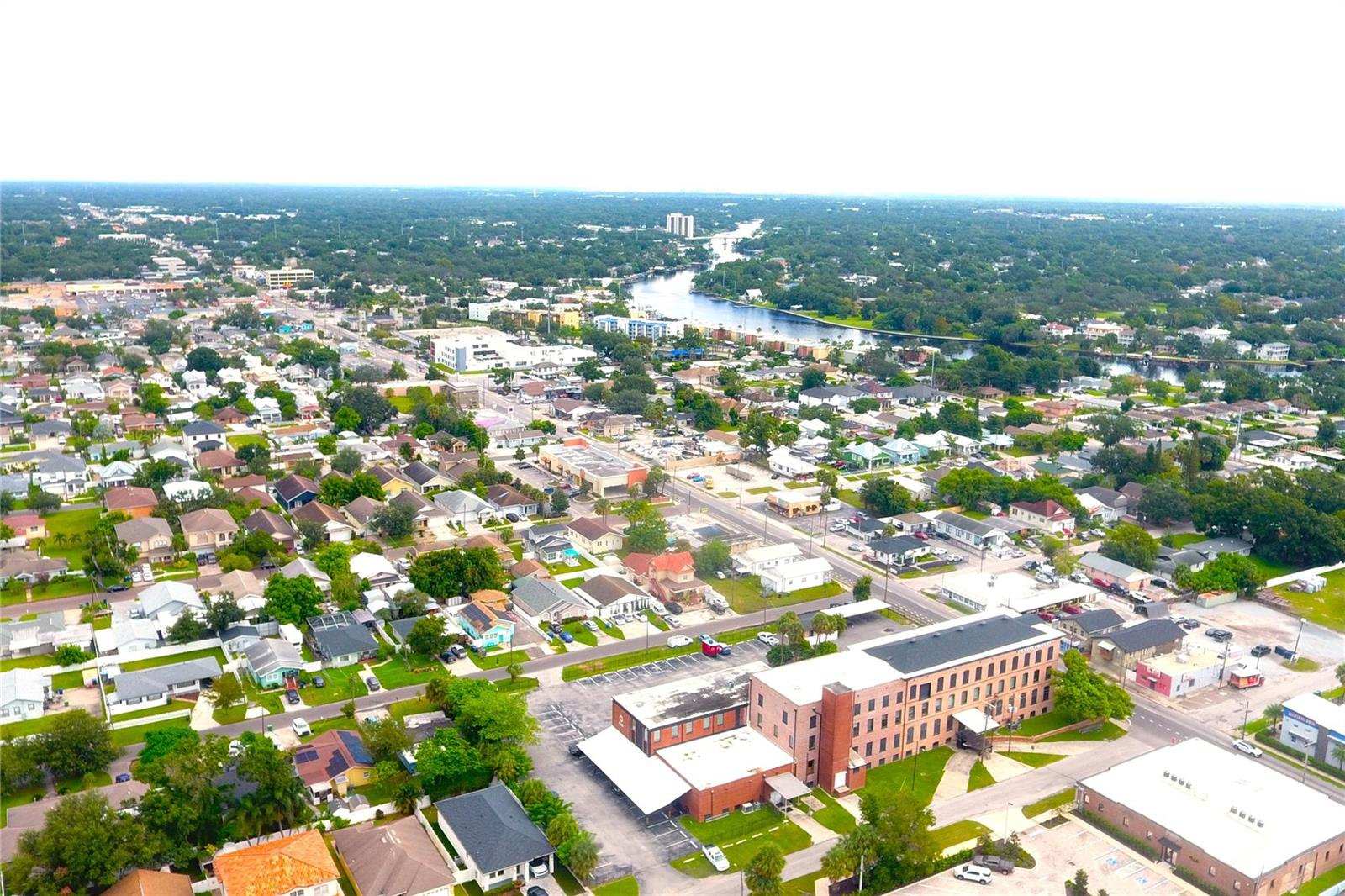 VILLA ST LOUIS - Land