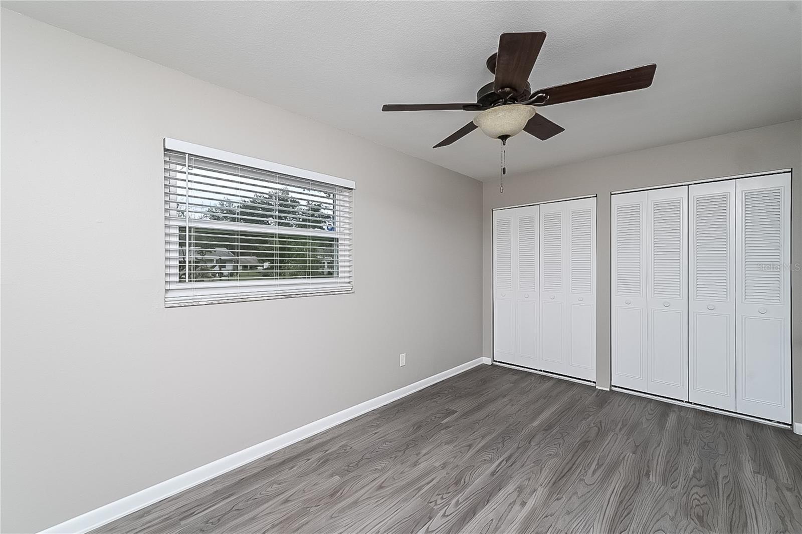 LOST LAKE PARK PH 01 - Residential Lease