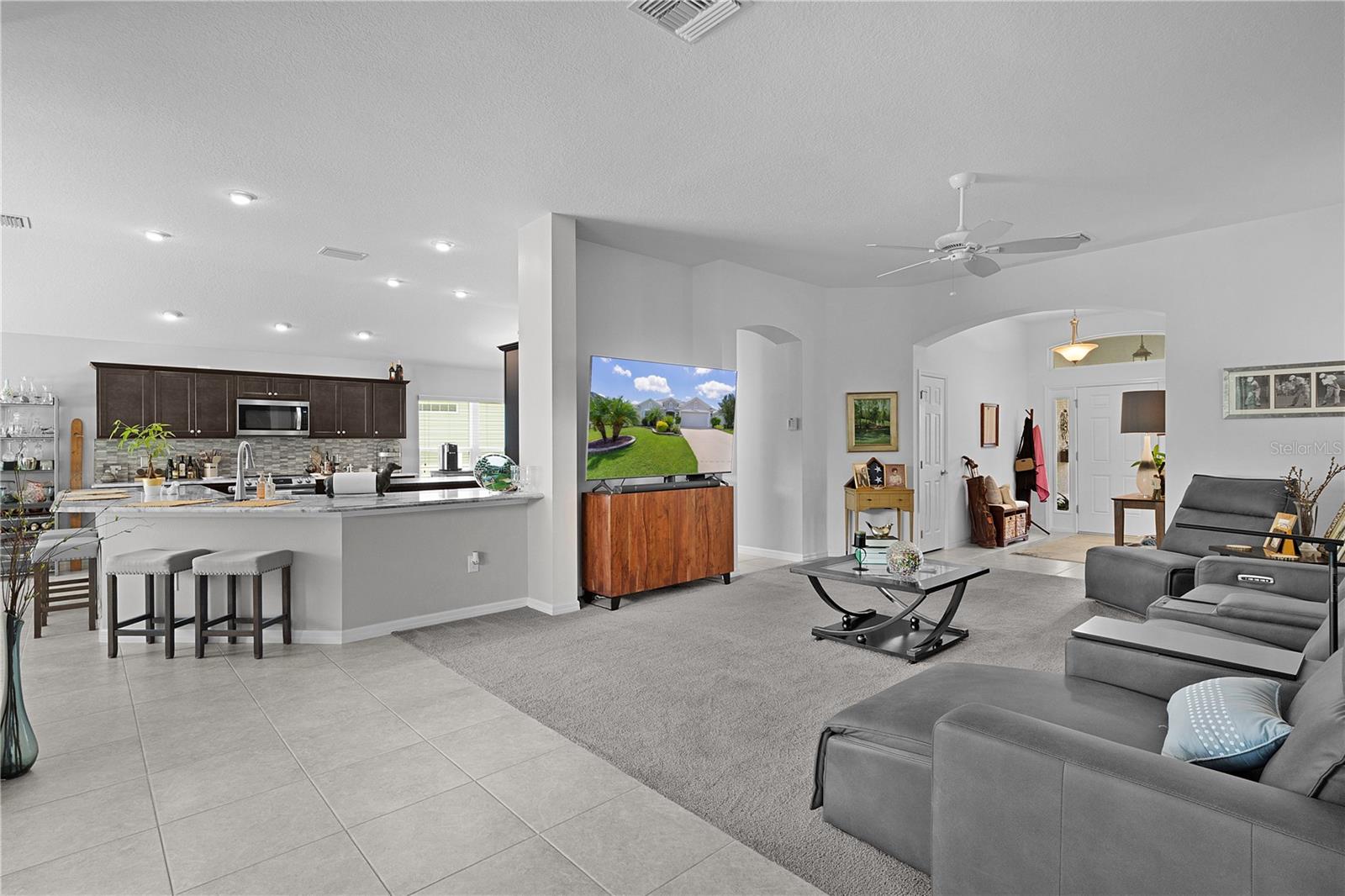 924 FIGWOOD LOOP