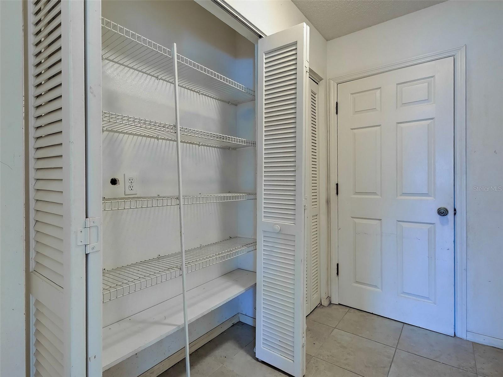 OVERBROOK GARDENS - Residential