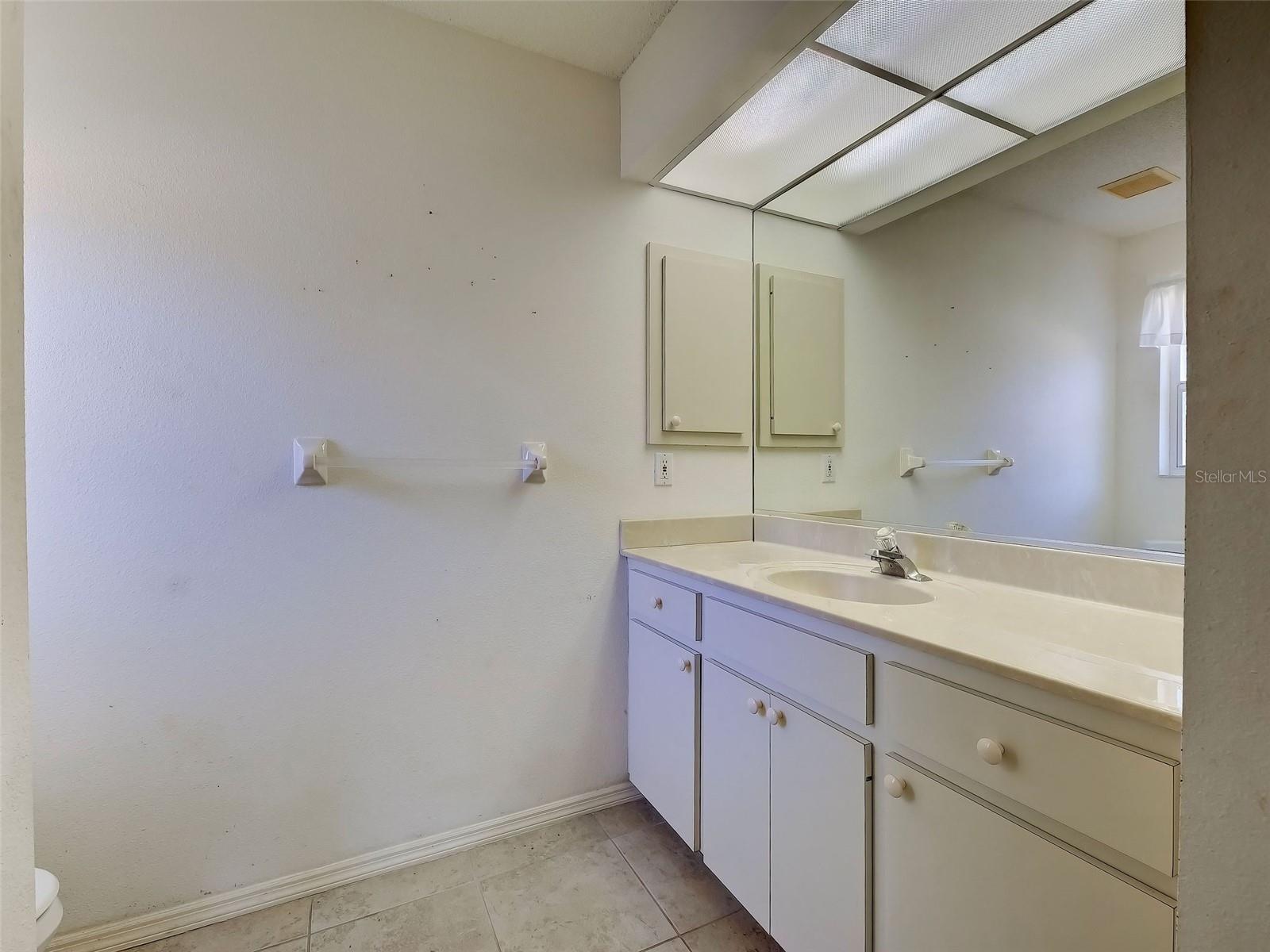 OVERBROOK GARDENS - Residential