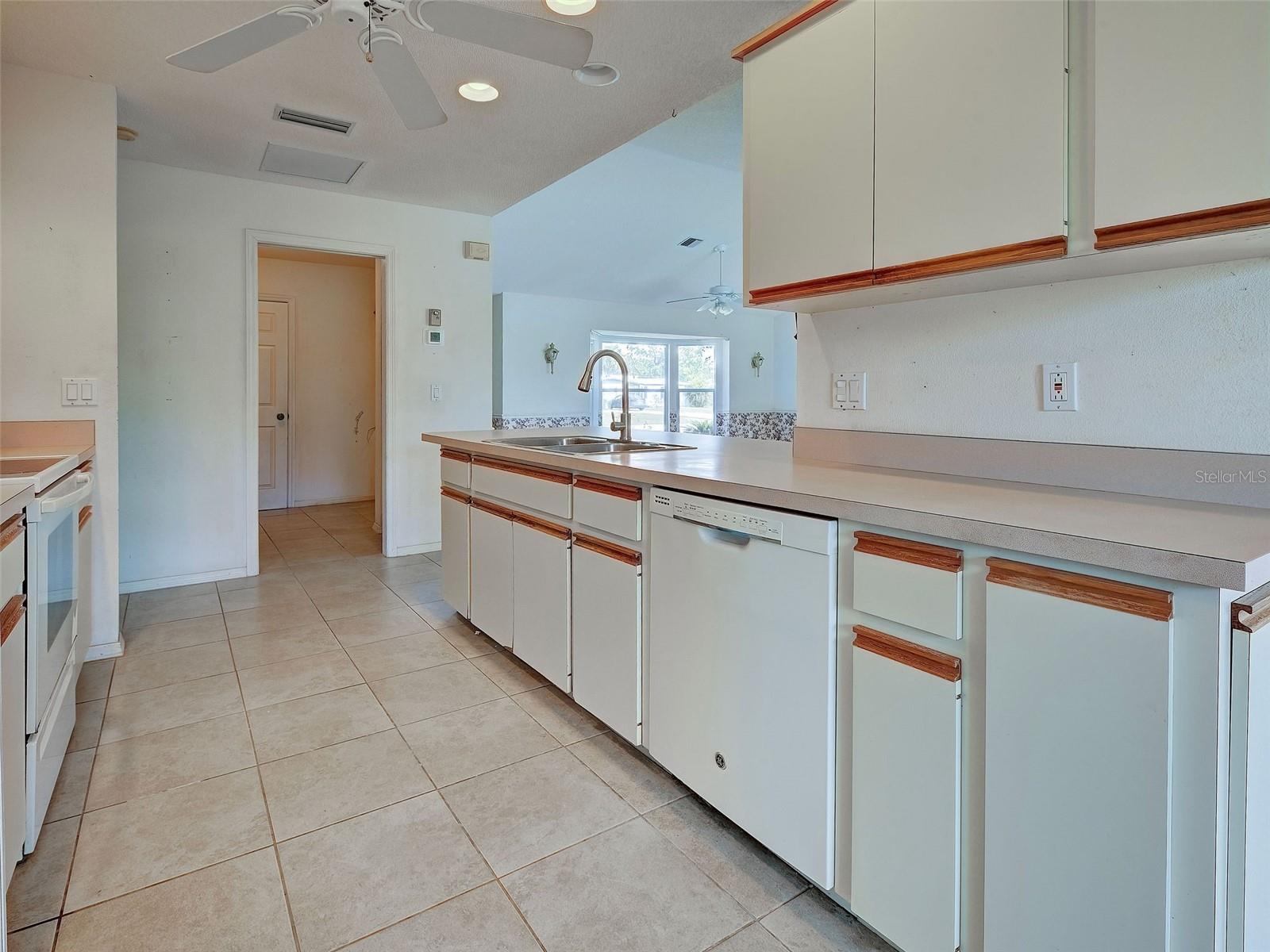 OVERBROOK GARDENS - Residential