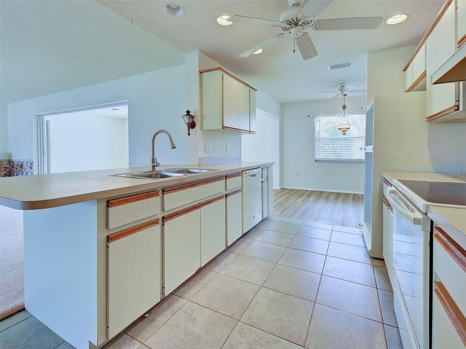 OVERBROOK GARDENS - Residential