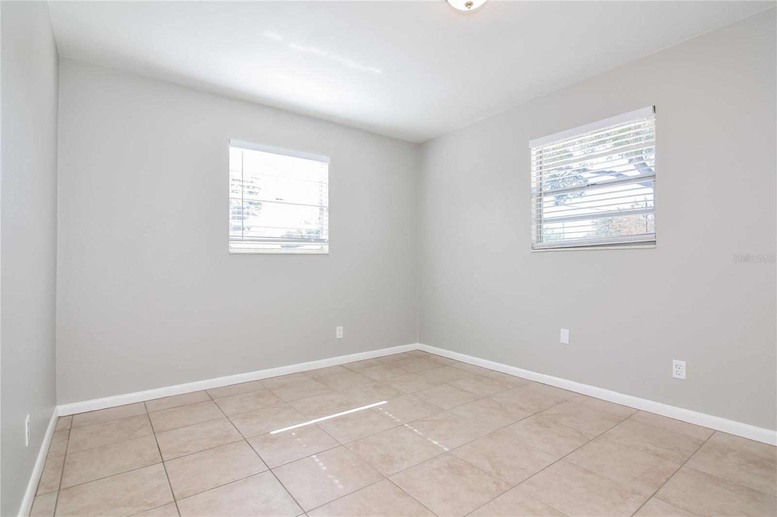 GANDY GARDENS 5 - Residential Lease