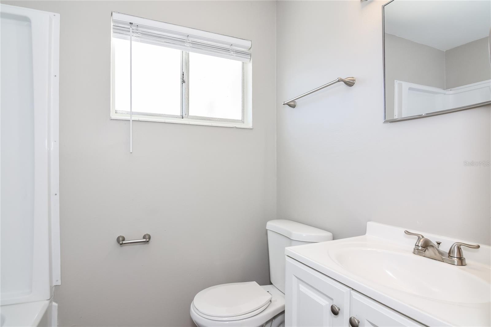 GANDY GARDENS 5 - Residential Lease