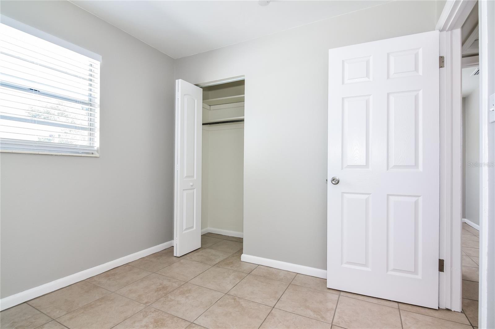 GANDY GARDENS 5 - Residential Lease