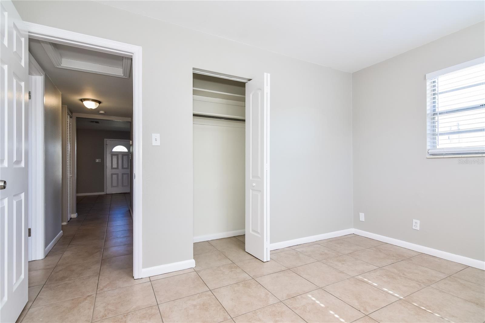 GANDY GARDENS 5 - Residential Lease