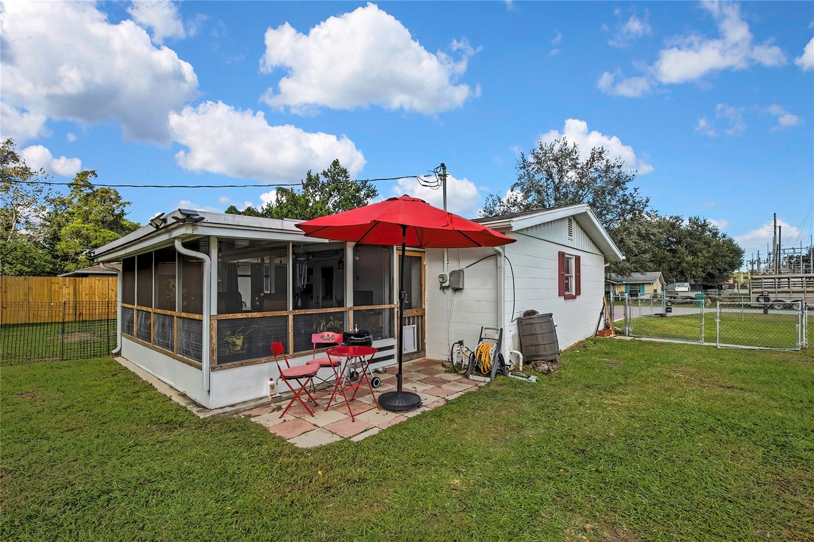 ZAN MAR VILLAGE UNIT 01 - Residential