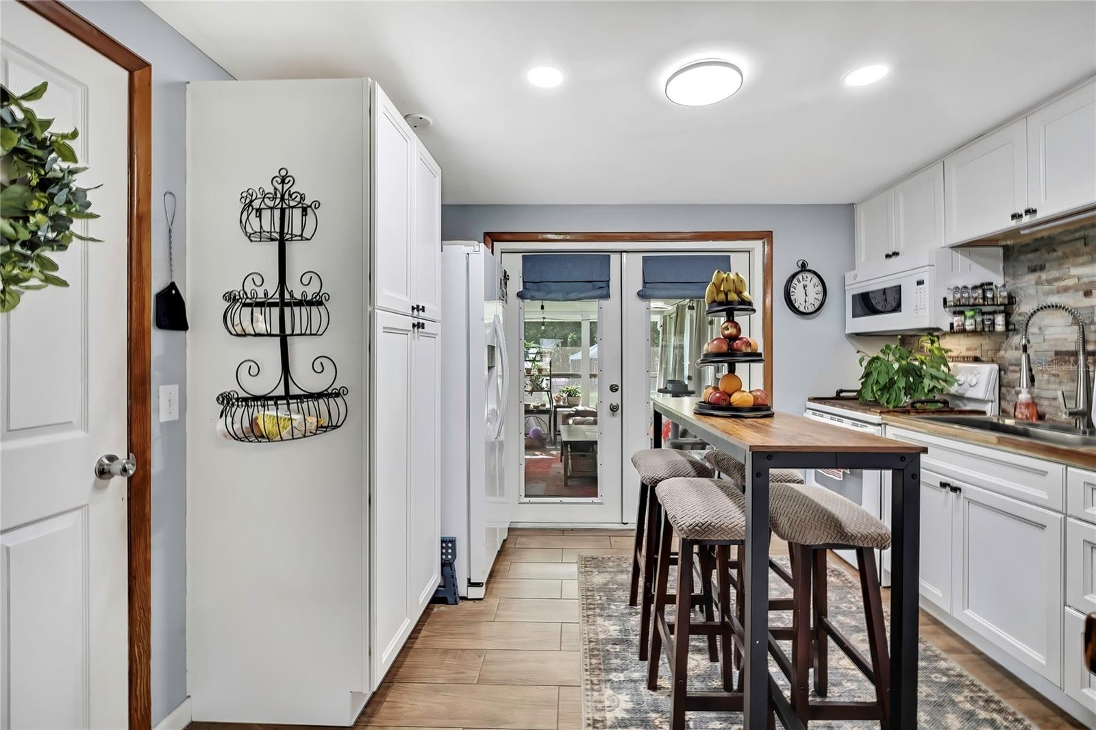 ZAN MAR VILLAGE UNIT 01 - Residential