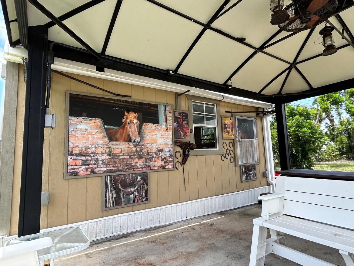 VENICE GARDENS - Residential