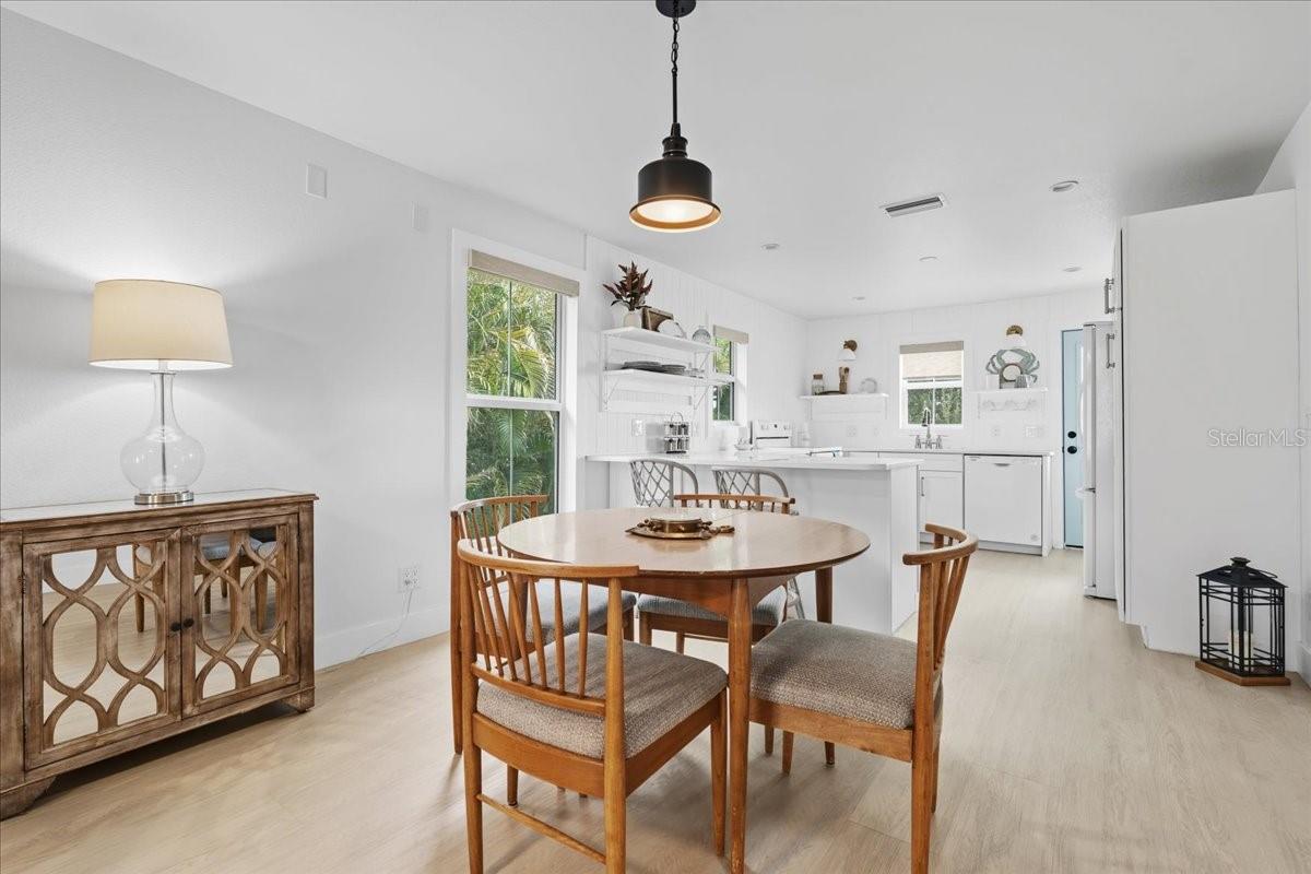 THOMASON SUB - Residential Lease