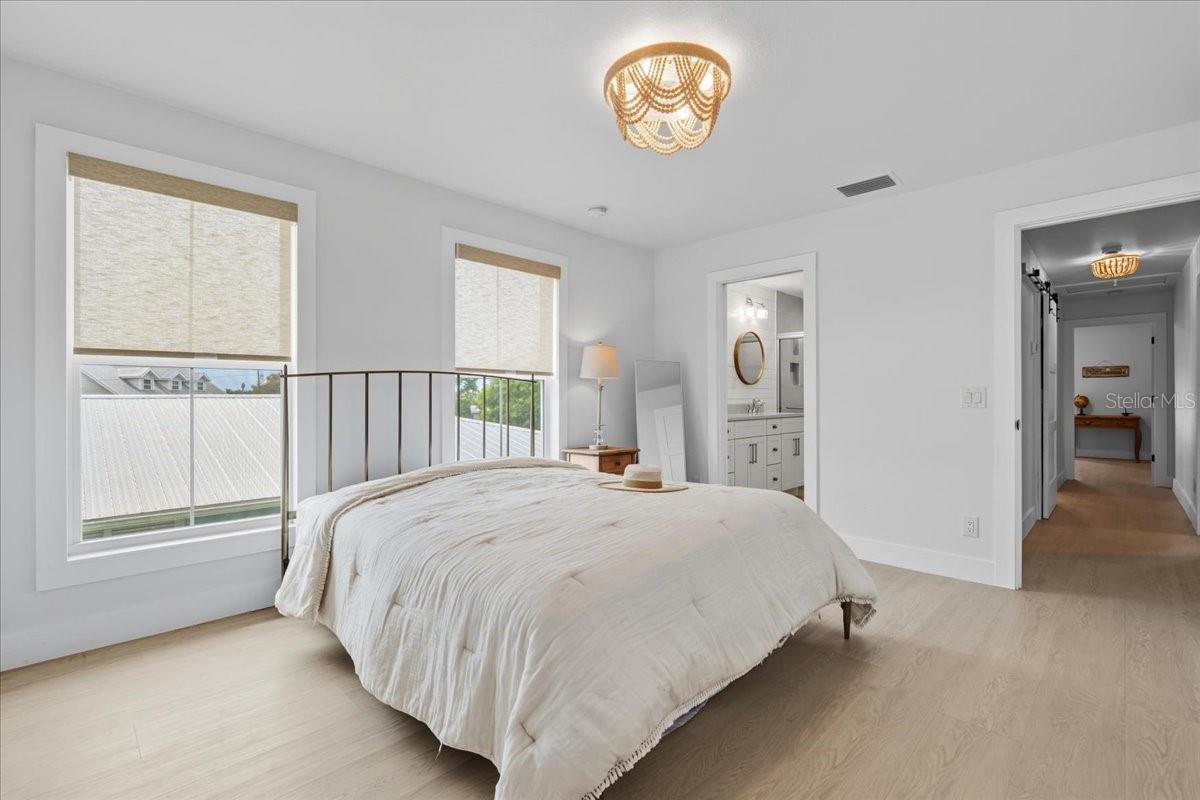 THOMASON SUB - Residential Lease