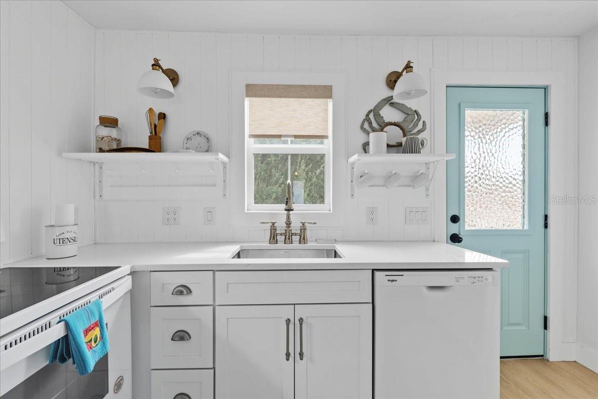 THOMASON SUB - Residential Lease