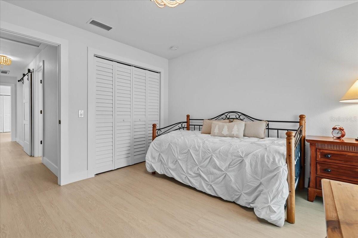 THOMASON SUB - Residential Lease