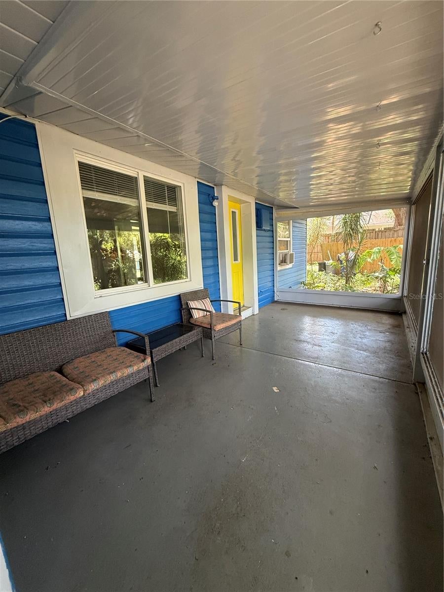 Photo of 3006 N Oriente Avenue, Sarasota, FL 34235 (MLS # A4709575)