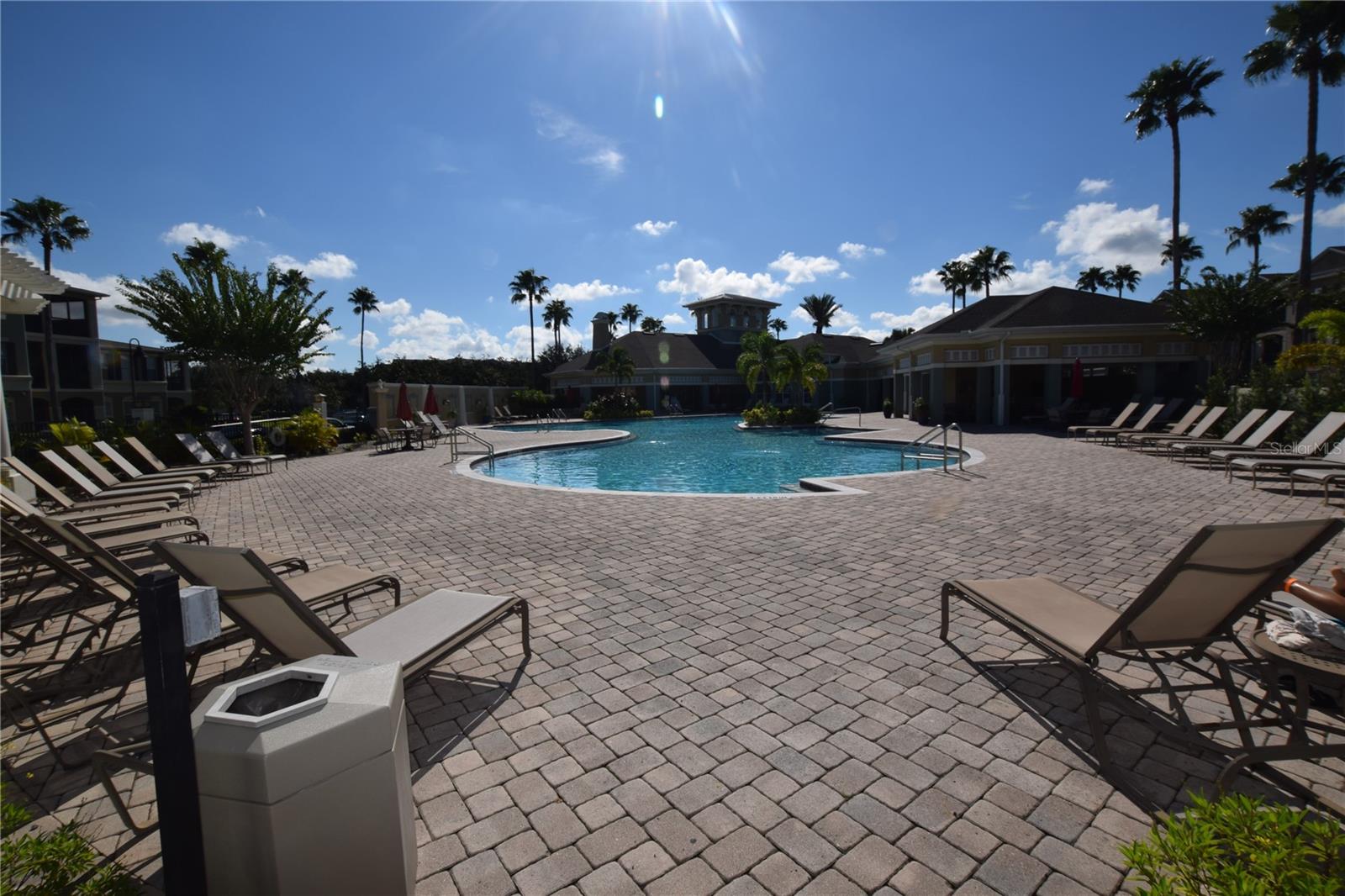 LAKESIDE/LKS/WINDERMERE - Residential Lease