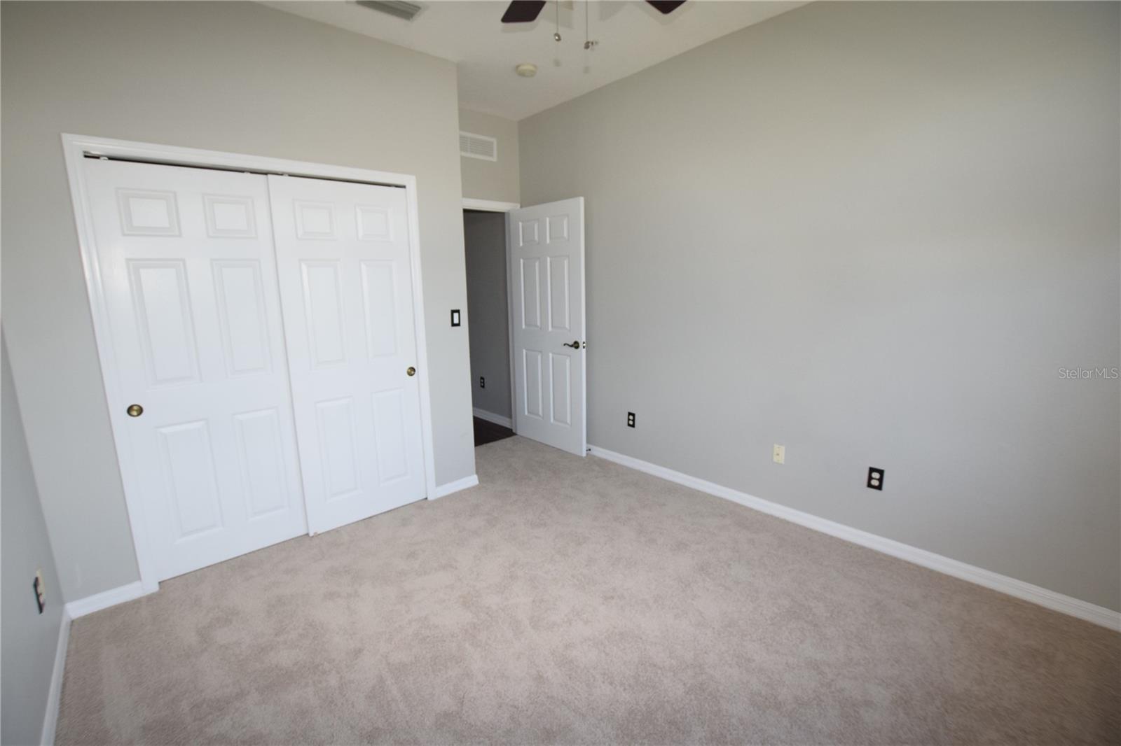 LAKESIDE/LKS/WINDERMERE - Residential Lease