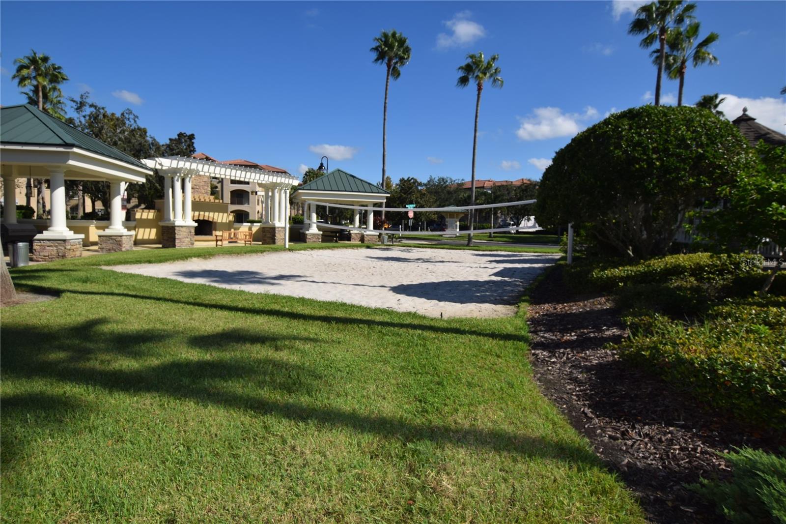 LAKESIDE/LKS/WINDERMERE - Residential Lease