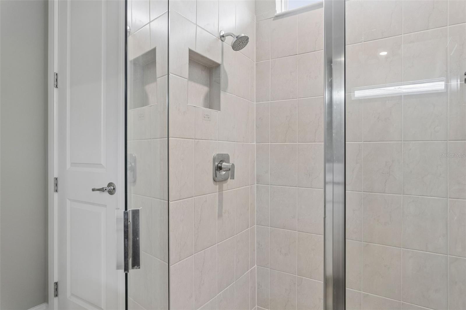 OAKS OF PASCO - Residential