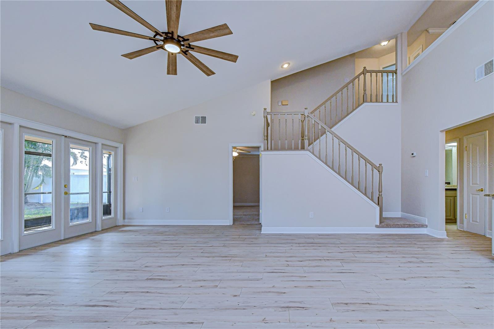 FAWN RIDGE VILLAGE D UN 1 - Residential