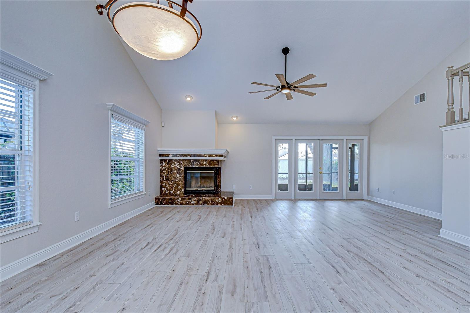 FAWN RIDGE VILLAGE D UN 1 - Residential