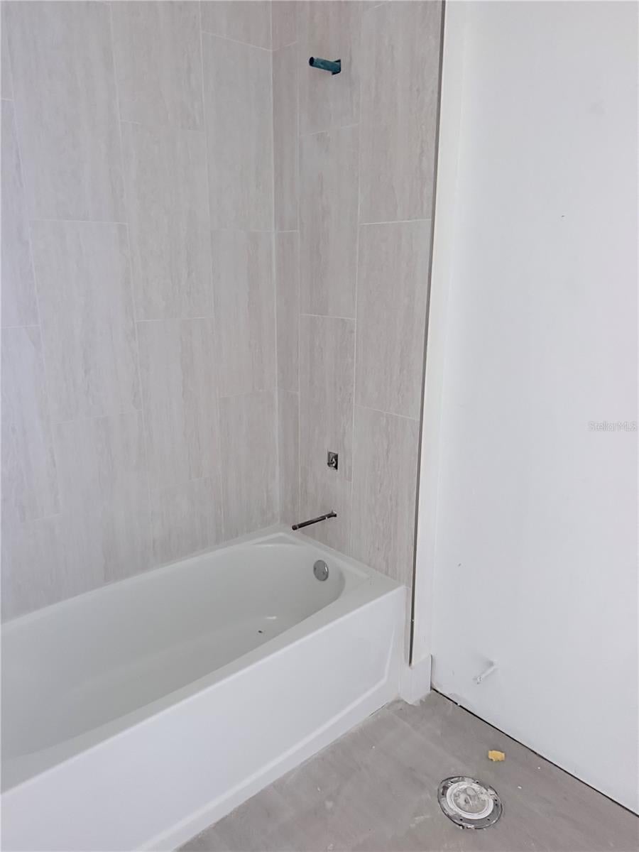 3832 ALBACETE CIRCLE, PUNTA GORDA, FL, 33950 2 3832 ALBACETE CIRCLE