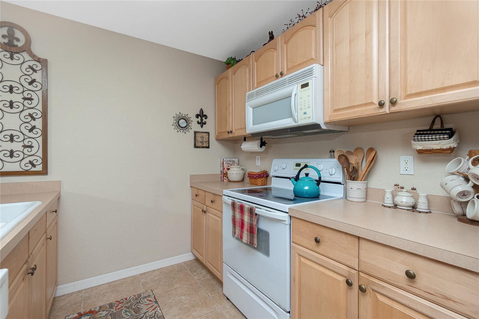 ADAMS GLEN - Residential