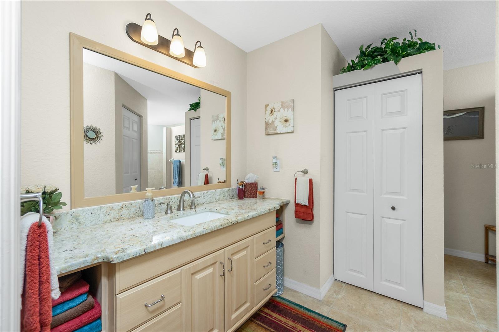 ADAMS GLEN - Residential