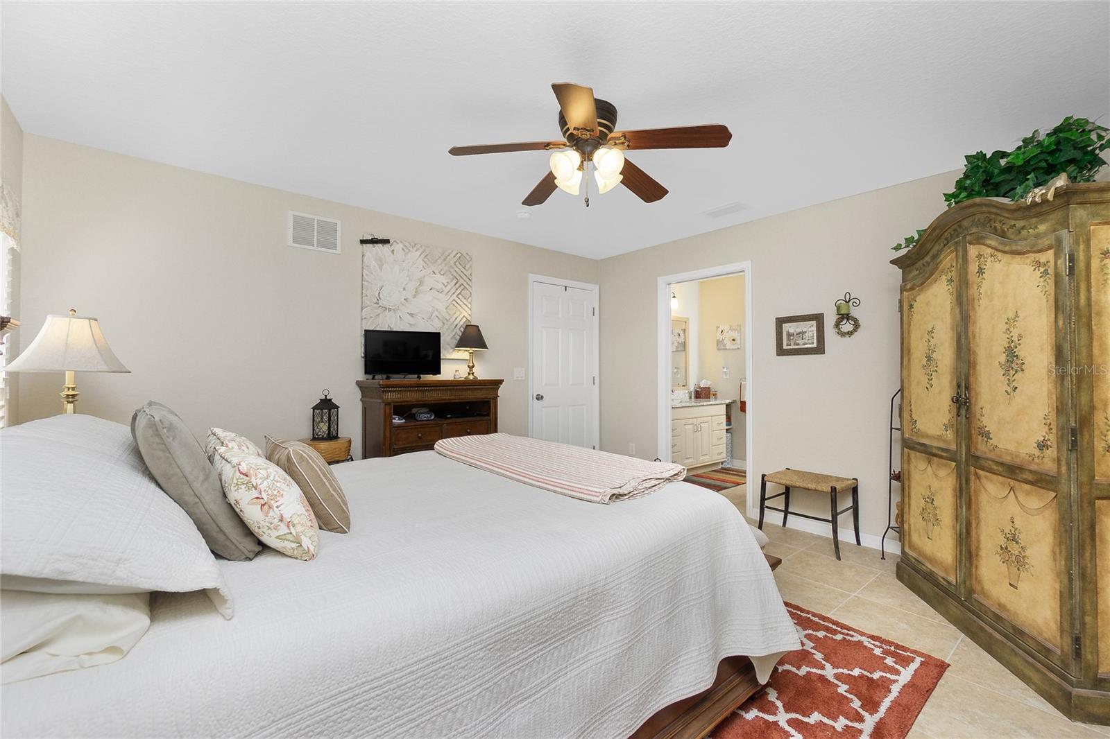 ADAMS GLEN - Residential