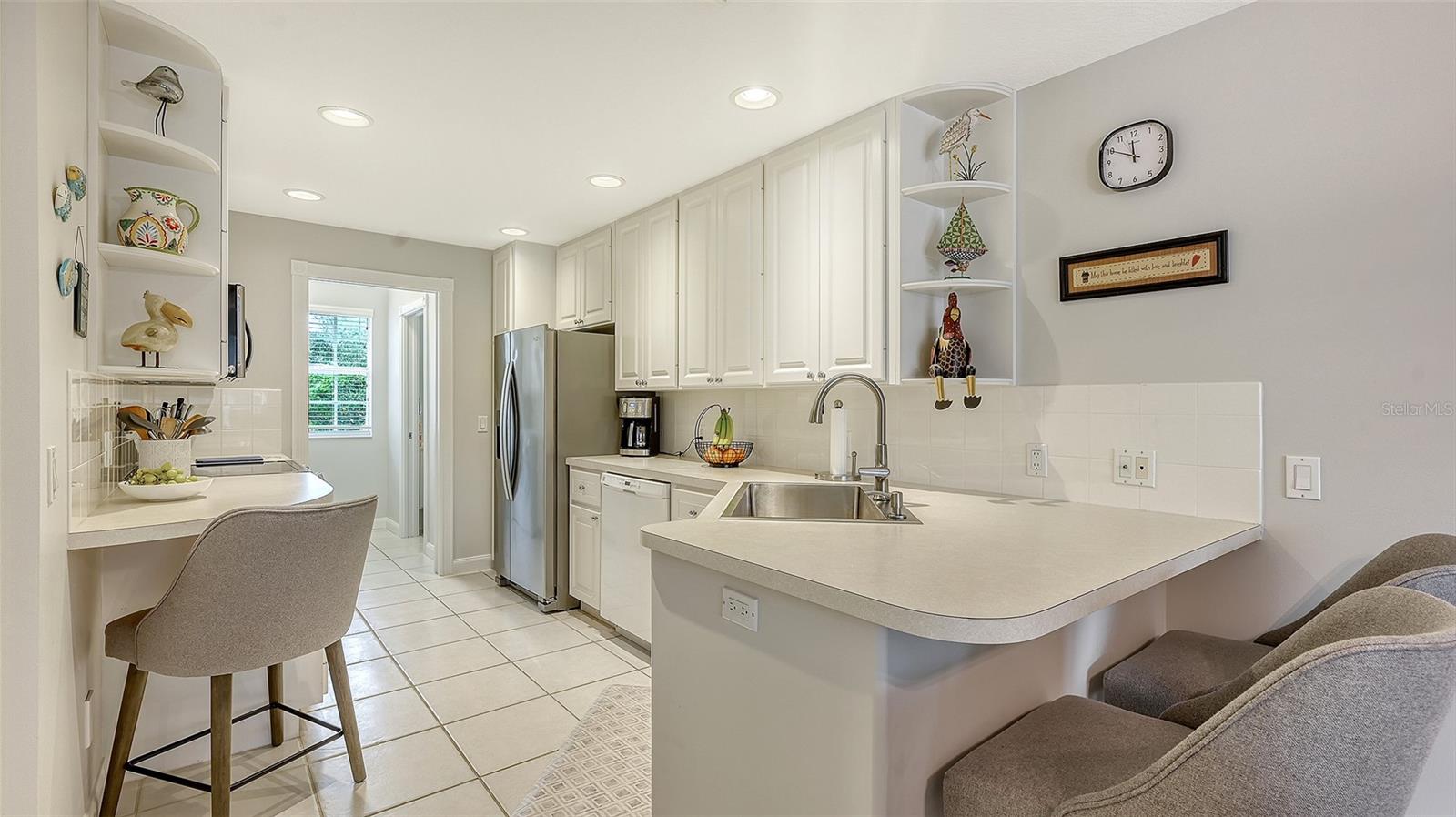 VILLAGEWALK - Residential