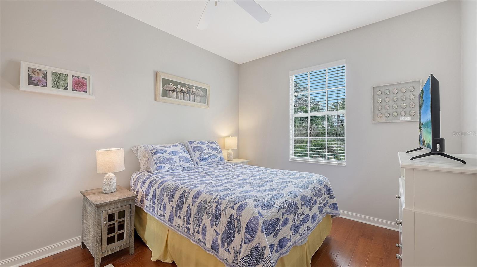 VILLAGEWALK - Residential