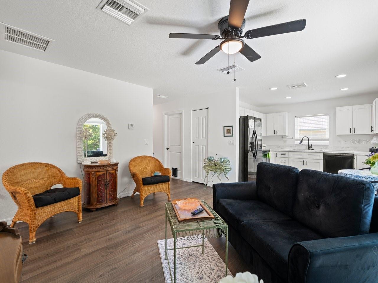 SPRING HILL - Residential