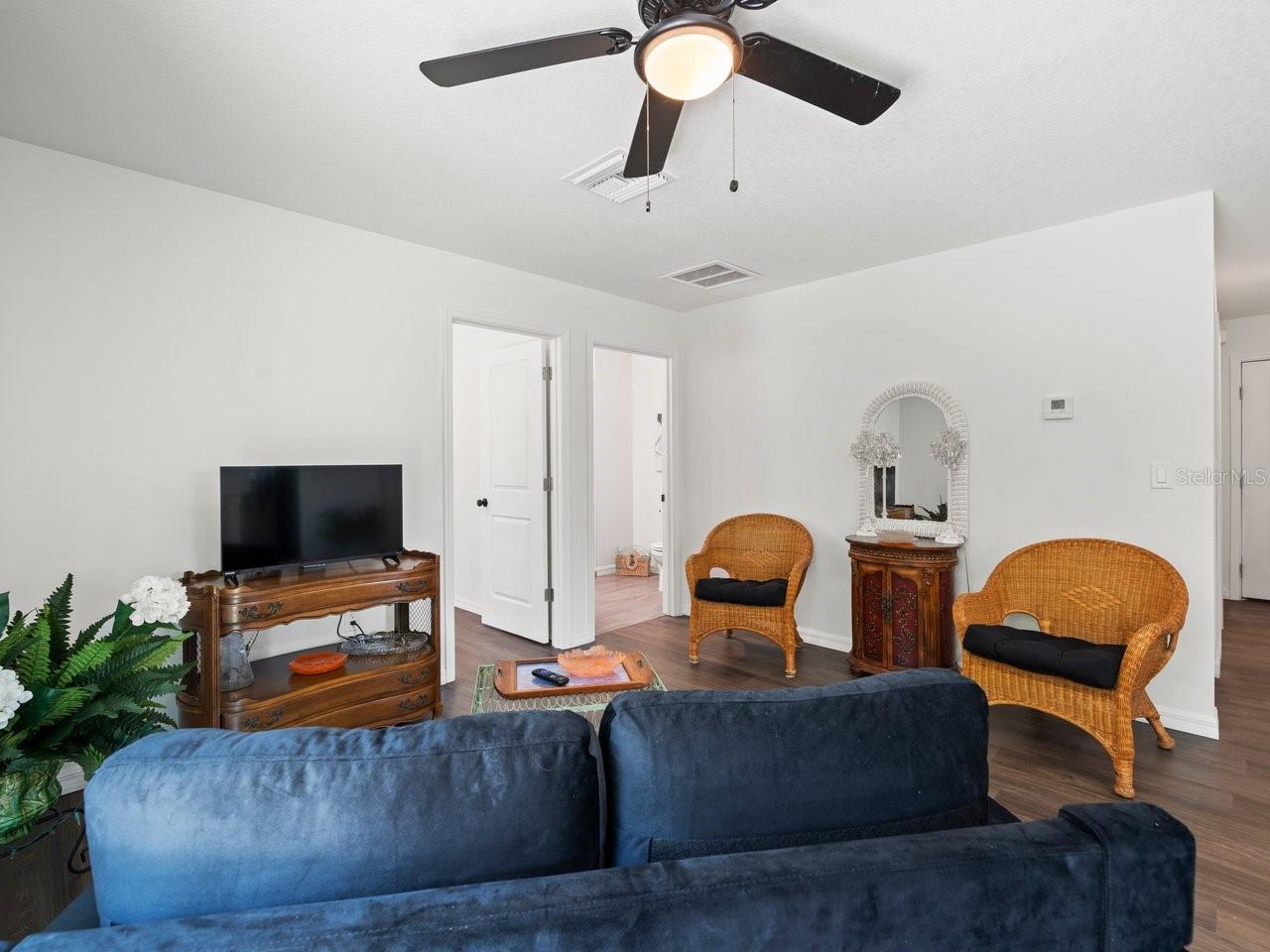 SPRING HILL - Residential