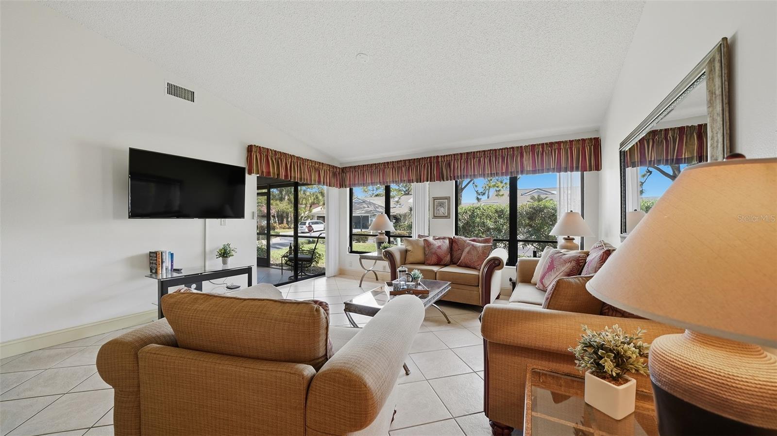 VILLAGE DES PINS III - Residential