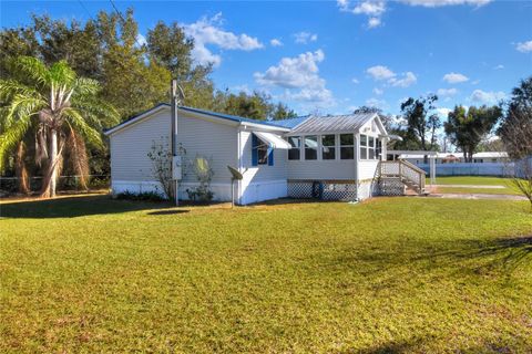 A home in WINTER HAVEN