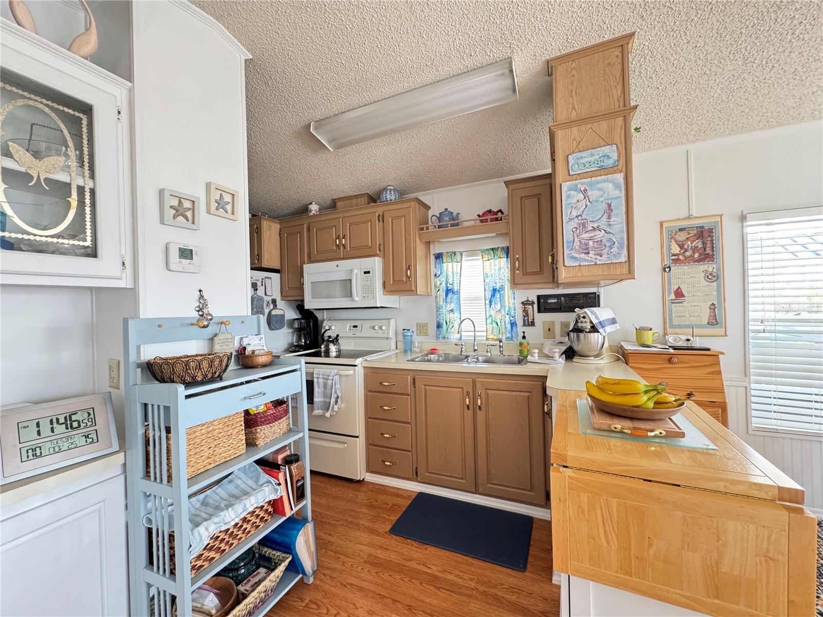 AMERICAN CONDOMINIUM PARKS ZEPHYRHILLS - Residential